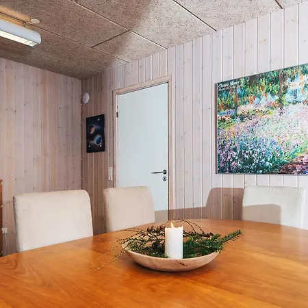 Casa de Férias 8 Person In *